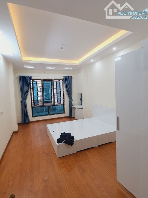 Bán nhà phố  Phân lô Hoàng Sâm, 40m2, 4 tầng, cách ô tô 15m,  hiếm,,nhỉnh 8 tỷ - 2