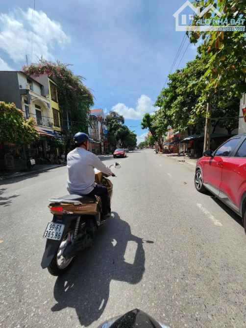 Trung tâm phố hồ vỉa hè kinh doanh oto tránh - 2