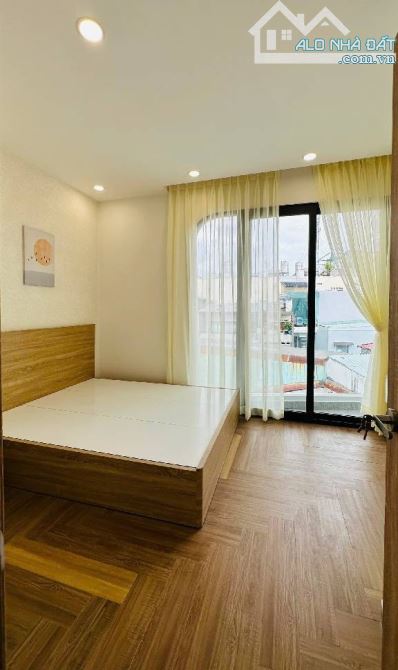 CHỢ TRẦN HỮU TRANG, 4 Tầng 4PN 46m2, P10 Phú Nhuận, giá 7.8 ty - 2