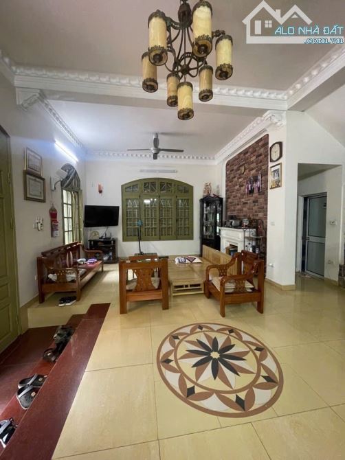 XUÂN THUỶ - Biệt thự sân vườn 222m2, 4 tầng, mặt tiền 12m - Sang trọng,đẳng cấp thượng lưu - 2