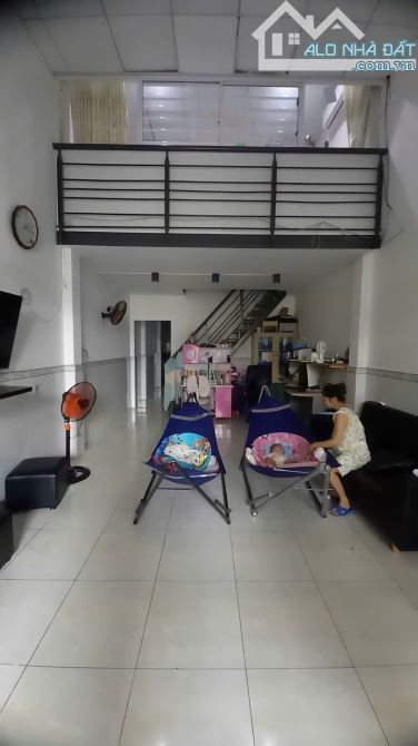 Quận Tân Phú-Nhà đẹp-Hẻm ô tô 5M-Tiện KD-Sát MT Nguyễn Sơn-P.Phú Thạnh-82m2-4x21-2tầng-4PN - 2