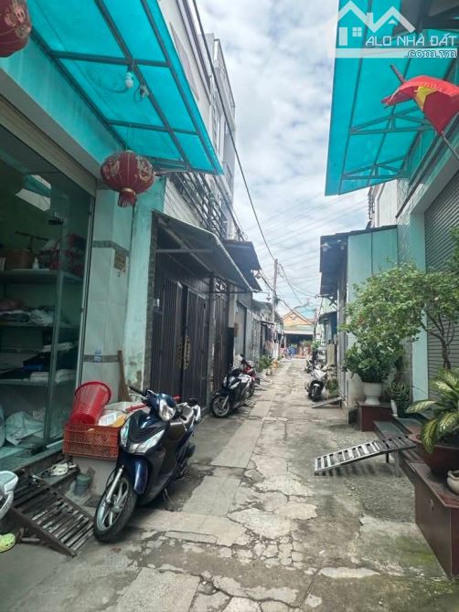 BÁN NHÀ TÂN CHÁNH HIỆP 07 QUẬN 12 HẺM XE HƠI, 2 TẦNG, DT 42M²(4×10.5), GIÁ SIÊU RẺ - 2