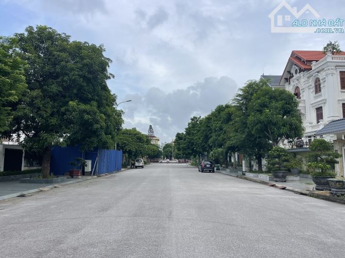 Lô góc 318.7m2 đất khu biệt thự Phúc Lộc tuyến 3 Lê Hồng Phong - 2