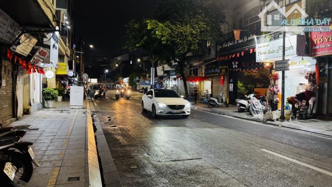 BÁN NHÀ 6 TẦNG MẶT PHỐ NGUYỄN KHUYẾN  - ĐỐNG ĐA - S75M2 - 3 THOÁNG - KD - GIÁ 3X TỶ - 2