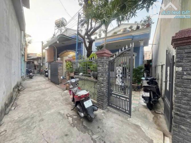 CHỦ NGỘP GỞI BÁN NHÀ CẤP 4 HÓA AN, DT 105M2, SỔ RIÊNG, THỔ CƯ 100%, HẺM Ô TÔ,NGAY CHỢ HÓAN - 2