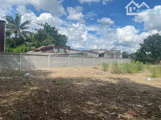 Cho thuê đất gần 2.000 m2 view sông gần khu Hồng Phát - 2