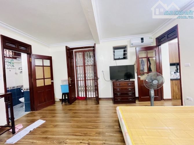 BÁN CĂN HỘ TẦNG 1 BIỆT THỰ HÀNG CHUỐI-VỊ TRÍ ĐẮC ĐỊA- NHÀ ĐẸP-LÔ GÓC THOÁNG- 55m2-6.3 tỷ - 2