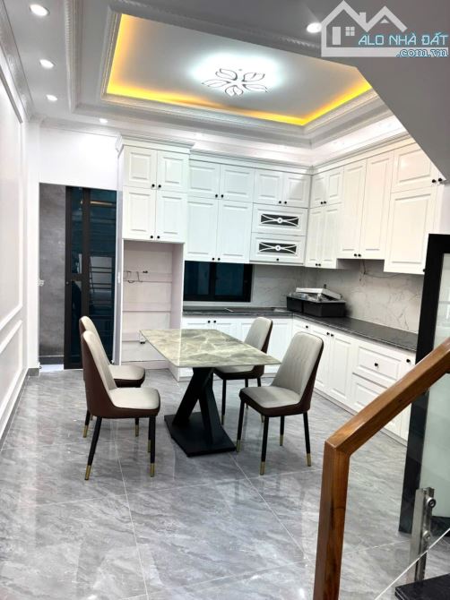 Bán Nhà Độc Lập 4 Tầng Có Gara Ô Tô – Vị Trí Vàng Ngõ 282 Đà Nẵng, Hải Phòng - 2