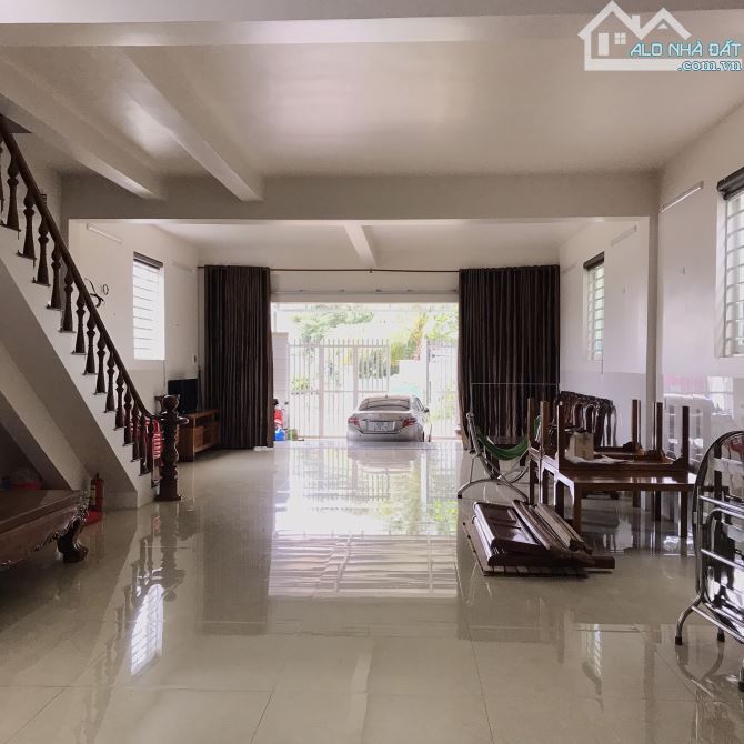 Bán nhà 1 trệt 1 lầu xây dựng kiên cố, ngang 7m, thoáng mát, sạch sẽ, vào ở ngay - 2
