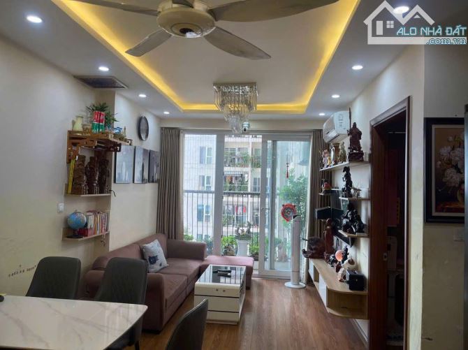 Cô Hương chủ nhà tại chung cư Gemek Premium, An Khánh, Hoài Đức cần bán gấp căn hộ 2PN, 2W - 2