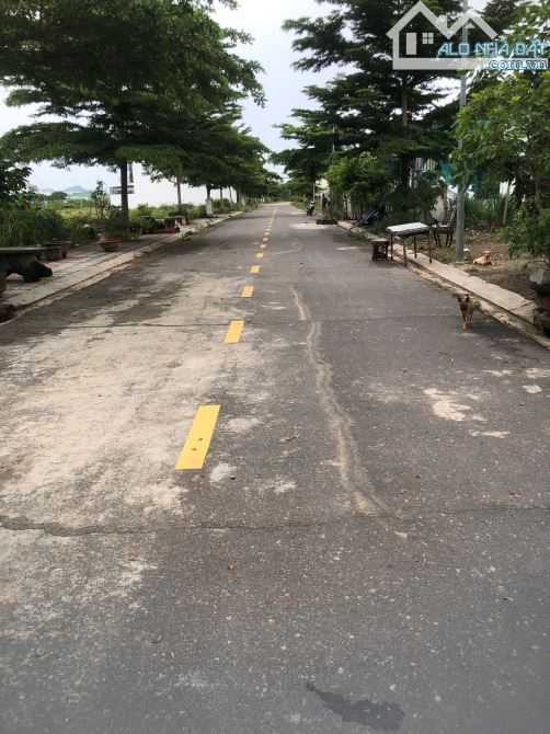 BÁN NHÀ 2,5 TẦNG, TĐC NAM SÔNG CÁI, TT DIÊN KHÁNH. CHỈ 3,5 TỶ. CN19.9 - 2