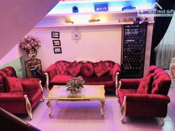 GIẢM 1.5 TỶ CÒN 13.8 TỶ NHÀ KINH DOANH MẶT TIỀN NGUYỄN VĂN TRỖI - CÁCH CHỢ ĐÊM 1,5KM - 2