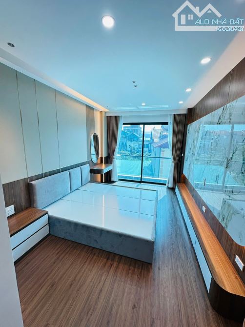 Bán nhà phố Nguyễn Văn Huyên, Cầu Giấy, 58m2, ô tô, thang máy, phân lô, kinh doanh 21 tỷ - 2