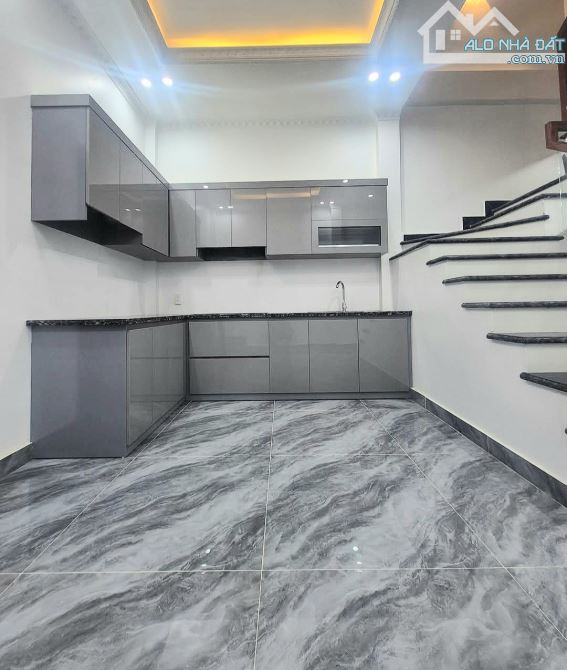 Bán nhà tại Cam Lộ ,Hùng Vương, Hồng Bàng. 50m²tb, 3 tầng, giá 2,5 tỷ. - 2