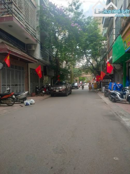 BÁN NHÀ PHÂN LÔ XUÂN LA, ÔTÔ TRÁNH, VỈA HÈ, 2 THOÁNG KINH DOANH, DÂN XÂY 51M2 GIÁ 16 TỶ - 2