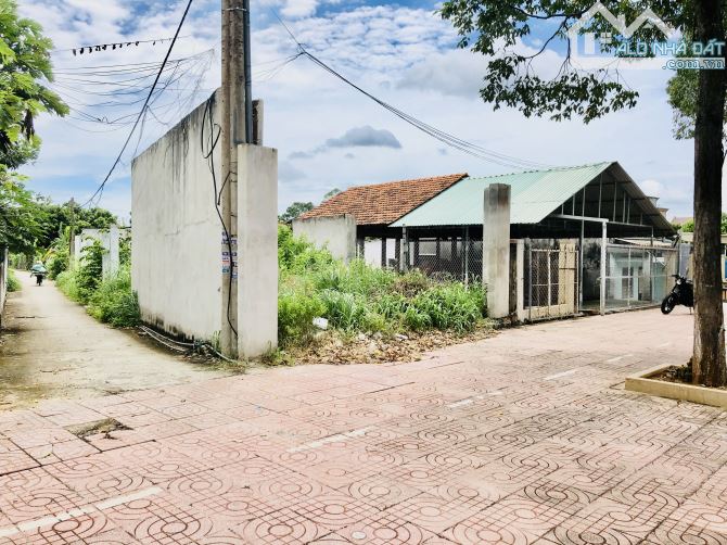 SIÊU VỊ TRÍ TRUNG TÂm-GÓC 2 MẶT TIỀN VÕ THỊ SÁU- ĐẤT ĐỎ DIỆN TÍCH:240m2- 7mx38m-50 thổ cư - 2
