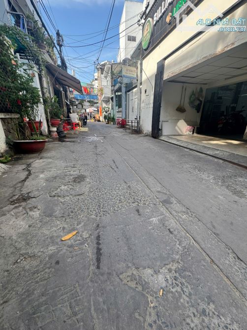 BÁN NHÀ RIÊNG HXH 6m TRẦN VĂN ĐANG - DT: 8x20m - CN 160m² - 20 TỶ - 2