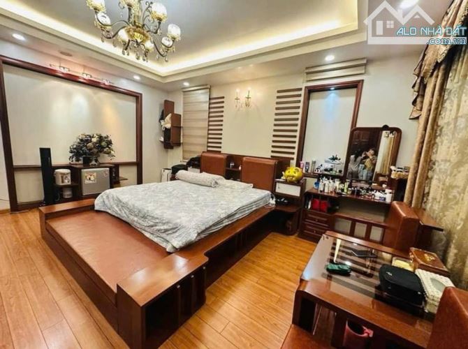 NHÀ RIÊNG NGOẠI GIAO ĐOÀN/ CV HOÀ BÌNH- MẶT Ô TÔ QUA- DT 46M2 x 5 TẦNG- DÂN XÂY- HƠN 10 TỶ - 2