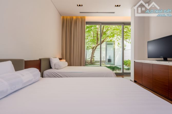 CHO THUÊ BIỆT THỰ  VIEW BIỂN- 1.000 M² - 6 PN - GIÁ 11.000 đô la/ tháng - 2