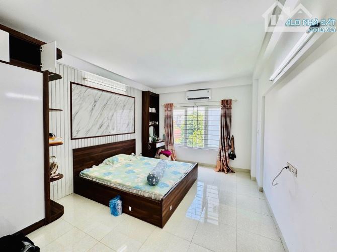 Hot! Nhà Nguyễn Chính, cách ôtô 50m, ngõ thông đẹp, nhà mới, nội thất cao cấp , 33m2* 5T - 2