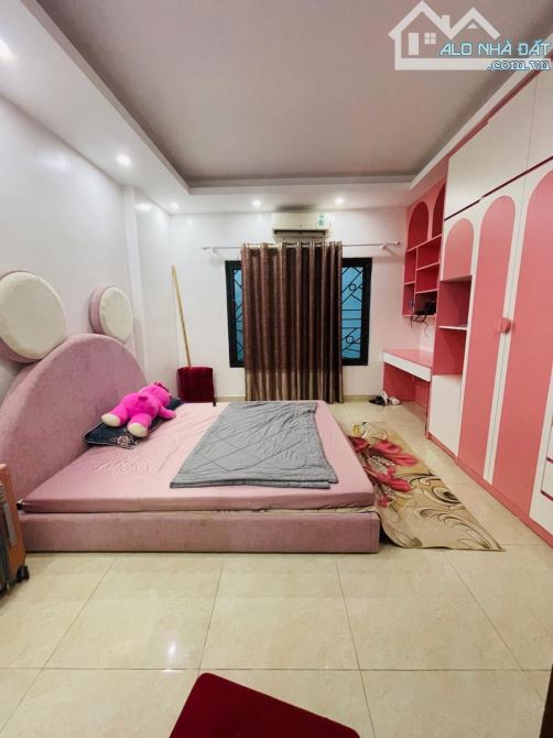 Bán Nhà Mỹ Đình DT 30M 5 Tầng Nhà Mới Đẹp Full Nội Thất Ngõ Rộng Thoáng 15M Ra Oto Ở Sướng - 2