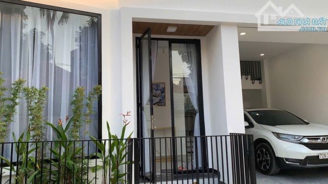 Bán nhà Linh Tây Tô Ngọc Vân Thủ Đức  -4 tầng- rộng 5m-giá 8,2 tỷ- nhà mới vào ở ngay - 2