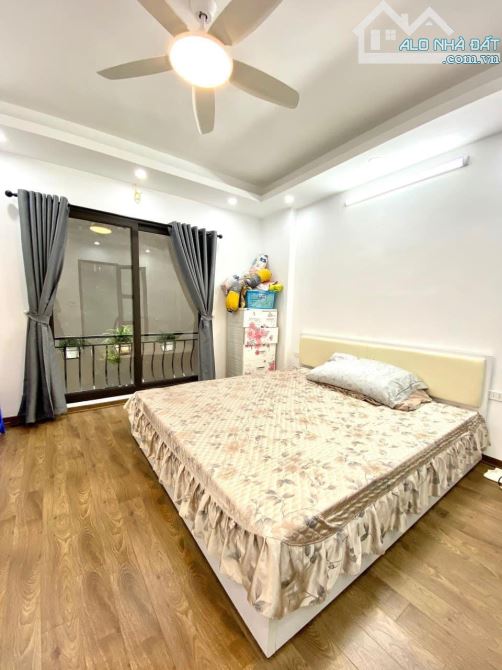 🏢 CẦN BÁN GẤP PHẠM VĂN ĐỒNG – CĂN HỘ DỊCH VỤ 7 TẦNG THANG MÁY – MẶT NGÕ 4M Ô TÔ - 2