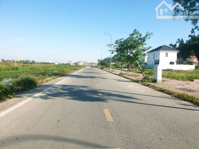 LÔ GÓC N4-7  ĐẤU GIÁ SUỐI RỒNG ĐỒ SƠN - TRUNG TÂM QUẬN ĐỒ SƠN ĐƯỜNG RỘNG 12M - 2