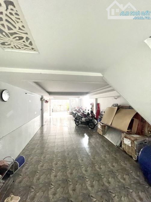 Nhà Phố 5 Tầng - Ngay Phú Mỹ Hưng - Quận 7 - 5x18 - Nhỉnh 16 Tỷ - 2