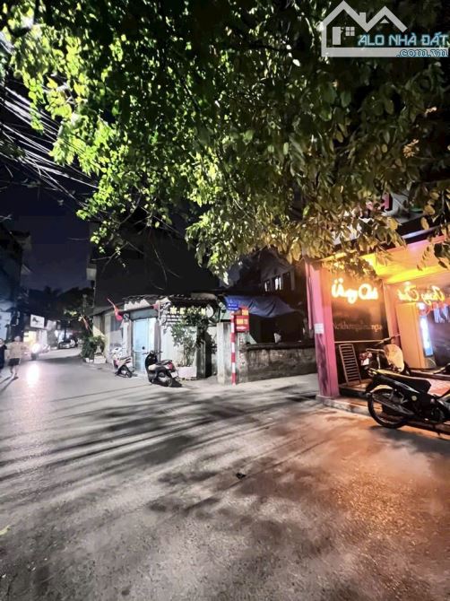 GIA QUẤT_LONG BIÊN : BÁN 2 CĂN HỘ CHUNG CƯ MINI CHỈ VỚI GIÁ 1 TỶ 1 , MẶT TIỀN 4,5M - 2