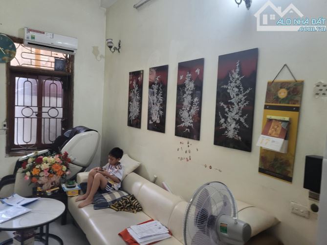 Lê Trọng Tấn , 1 mặt hồ, 1 mặt ngõ, giữa phố, giá trị cốt lõi cuộc sống - 2