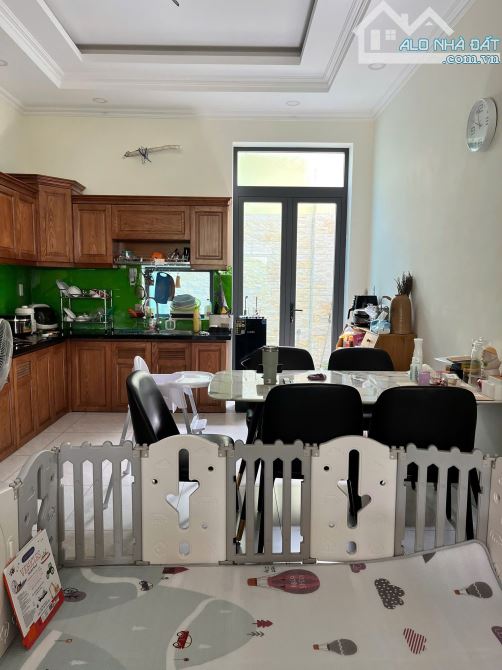 Bán nhà ngay KDC An Phú An Khánh, Quận 2. Giá chỉ 15,5 tỷ, 4m x 16,5m, 4 tầng, sân ô tô - 2