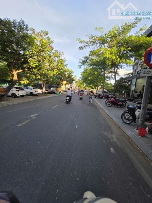 BÁN ĐẤT TẶNG NHÀ CẤP 4 NỘI THÀNH GẦN CHỢ TÂY LỘC KIỆT Ô TÔ NGUYỄN TRÃI. OTO TẬN NƠI - 2