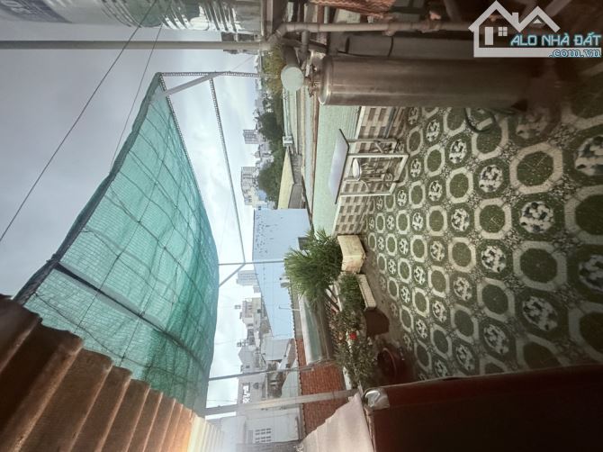 NHÀ 3 TẦNG- NGUYỄN SƠN, TÂN PHÚ- 30m2- Giá 3.9 Tỷ - 2