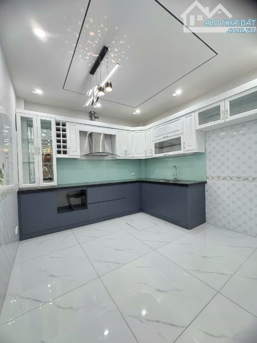 Bán nhà Mỹ Đình, 38m2 x 5 tầng, Ngõ rộng thoáng sáng, full nội thất ở ngay, Giá chỉ 8,9 tỷ - 2