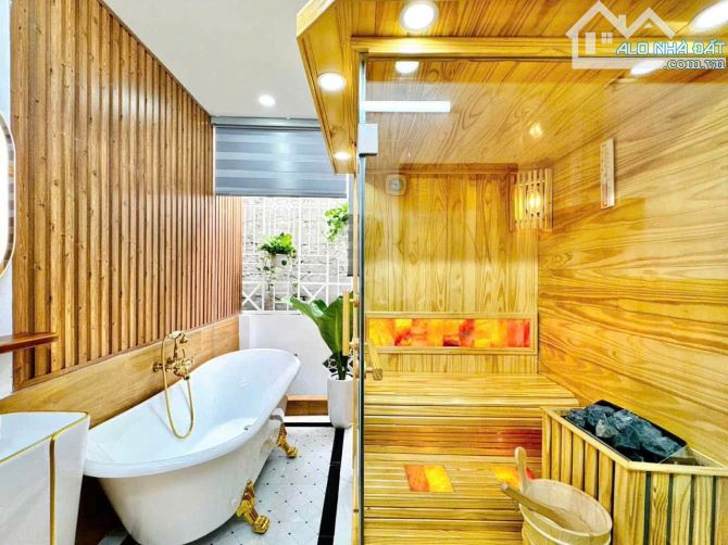 Nhà bán hẻm cạnh mặt tiền Lý Chính Thắng, Q3, 40m2, 1T1L2LST, 4PN, 8 tỷ 9, nhà đẹp - 2