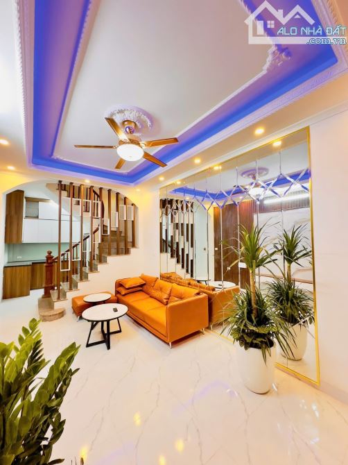 🔥 BÁN NHÀ NGÕ 179 VĨNH HƯNG – 4 TẦNG ĐẸP – Ô TÔ ĐỖ CỬA – THU NHẬP GẦN 15TR/THÁNG 🔥 - 2