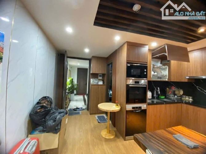 Bán Tòa ccmn Tam khương Đống Đa 120m2, 9T, 24 PKK Full Nội Thất dòng tiền 150tr/ tháng. 32 - 2