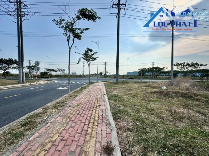 Bán đất SKK xây dựng xưởng 10.000m2 giá chỉ 36,2 tỷ. KCN Bà Rịa Vũng Tàu - 2