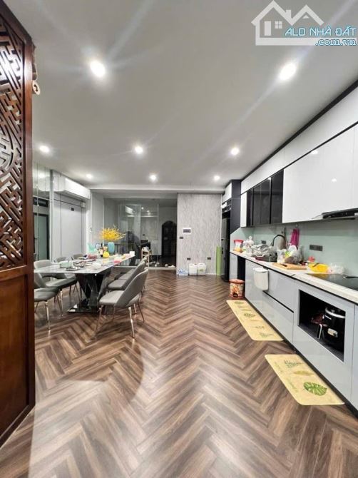 Bán Nhà 7 tầng thang máy khu liền kề cán bộ Viện 103. Ngay chân đế chung cư- 2 mặt tiền. - 2