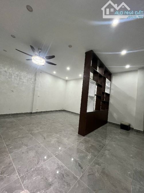 BÁN NHÀ NGUYỄN KHOÁI – 46M² – 2 TẦNG – GIÁ CHỈ 3,2 TỶ – PHÁP LÝ CHUẨN - 2