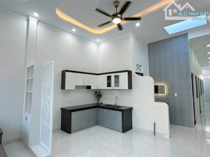 CHỈ 280TR NHẬN NGAY NHÀ C4 SÂN XE HƠI MỚI XÂY KIÊN CỐ SỔ RIÊNG THỔ CƯ, GẦN CẦU BẠCH ĐẰNG 2 - 2
