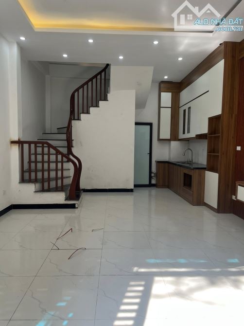 100m² đất Vĩnh Ninh, Thanh Trì – ngõ ô tô – xây sẵn 50m² x 4.5 tầng – giá 5,5 tỷ - 2
