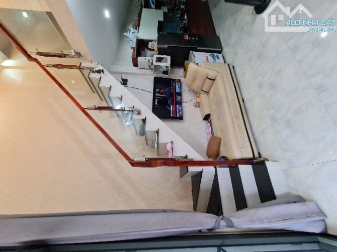 Bán nhà hẻm tổ 38 khu phố 3 P Tân Quy Quận 7. 38m2 - 2