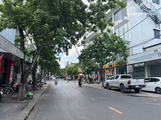 2 mặt tiền Hàm Nghi - trung tâm mua sắm của Đông Hà - 2