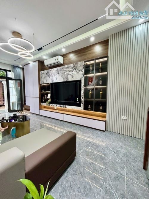 Lò Đúc  Không gian đáng sống hiện đại gần Hoàn Kiếm ô tô - 2