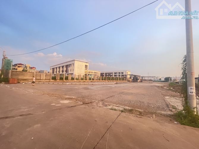 Gia Thượng Quang Minh - 67m² - OTO ĐỖ TRƯỚC ĐẤT - GIÁ LẠNH QUANH 3 TỶ 🔑 - 2