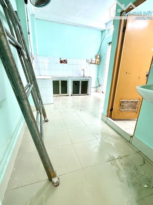 Căn góc hẻm thông 28C DƯƠNG BÁ TRẠC P. Chánh Hưng. Giá 4,68 tỷ TL - 2
