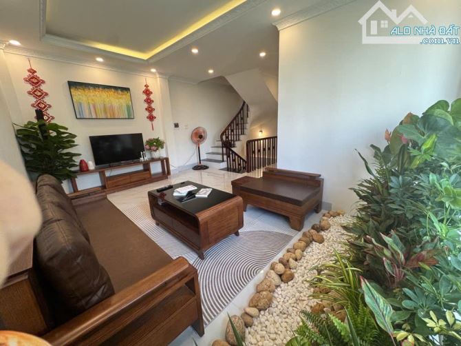 Bán nhà 7 tầng mới koong, ngõ thông, full nội thất, gần ô tô tránh, dt 35m2, giá 5 tỷ+ - 2