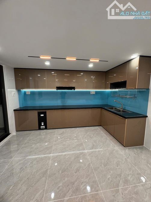 BÁN NHÀ HXH 4.5x18 – 4PN – 3 SÂN THƯỢNG VIEW SÔNG THANH ĐA – GIÁ 10.3 TỶ - 2